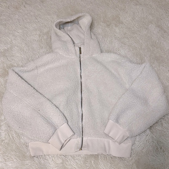 Calvin Klein Cropped Teddy Jacket - Picture 2 of 10